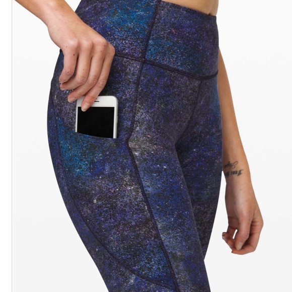 Fast and Free High-Rise Crop II - Picture 2 of 6